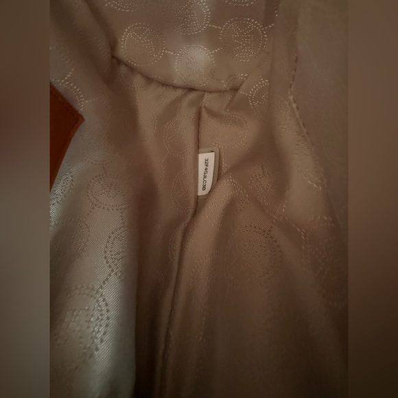 Michael Kors Small Drawstring Bucket Bag - Picture 8 of 12